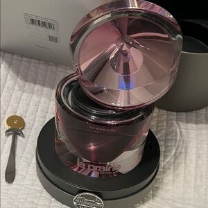 La Prairie Luxurious Pink Accent